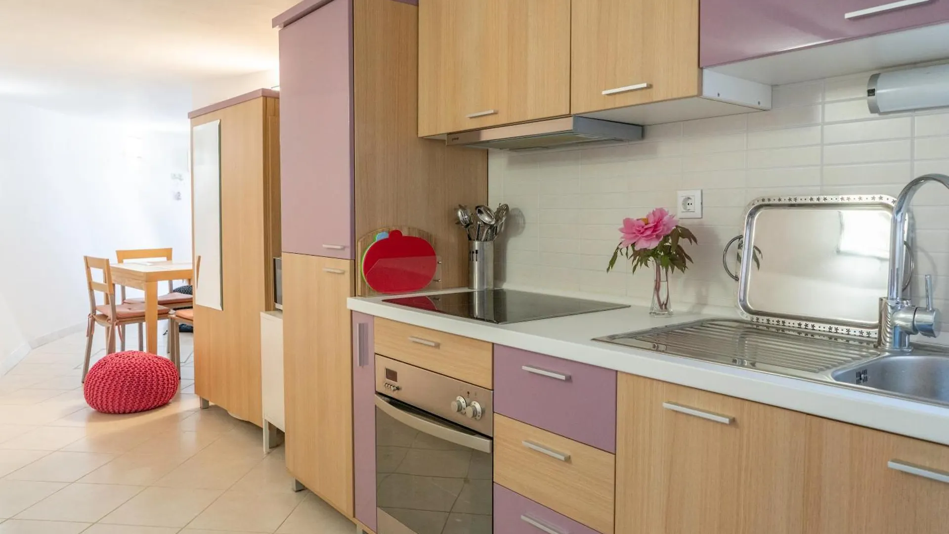 Apartments Lila Cres