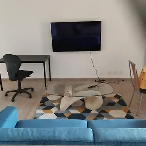 appartement-4-couchages-renoves-entierement.fr-provencehotel.com/